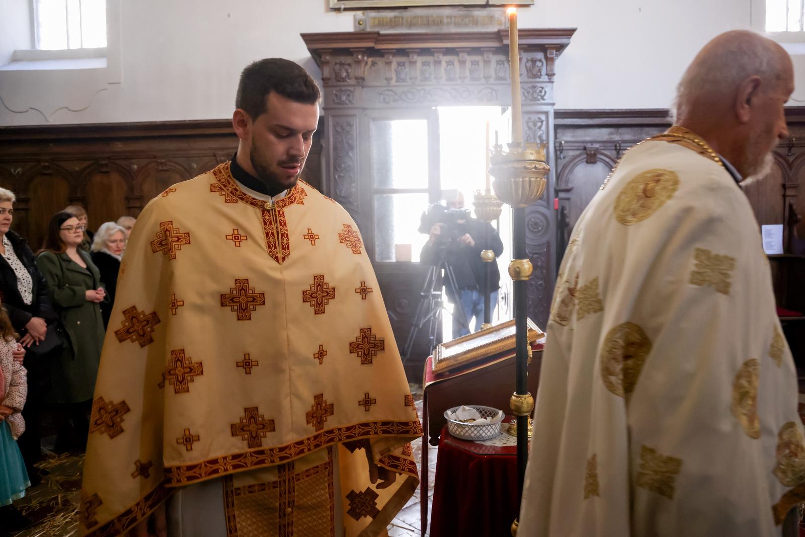 U zadarskoj crkvi Sv. Ilije služena svečana liturgija U zadarskoj crkvi Sv. Ilije služena svečana liturgija