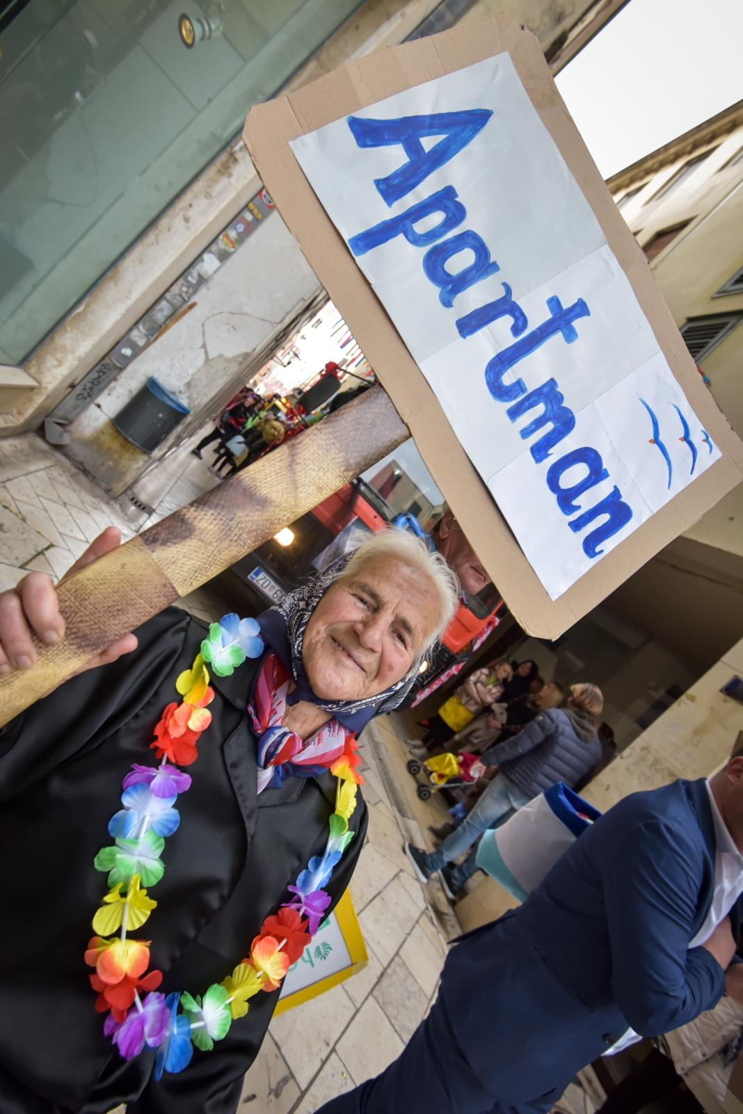 Zadarski Karneval 2020.: Povorka maskiranih skupina