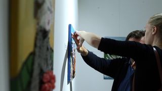 U Arheoloskom muzeju otvorena taktilno mirisna izlozba slika Zajedno, foto: PIXSELL U Arheoloskom muzeju otvorena taktilno mirisna izlozba slika Zajedno, foto: PIXSELL