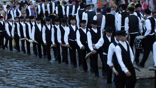 Sali, Dugi otok, 100809.
Svako misto svoju festu ima, no ne traje svaka festa tri dana kao ona u mjestu Sali na Dugom otoku. Saljske uzance, kako mjestani nazivaju svoju festu, odrzat ce se ove godine po pedeseti put, kao i svake godine dosad, vikend prij Sali, Dugi otok, 100809.
Svako misto svoju festu ima, no ne traje svaka festa tri dana kao ona u mjestu Sali na Dugom otoku. Saljske uzance, kako mjestani nazivaju svoju festu, odrzat ce se ove godine po pedeseti put, kao i svake godine dosad, vikend prij