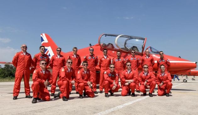 Akrobatska skupina “Red Arrows” Royal Air Forcea u posjeti Zračnoj bazi u Zemuniku