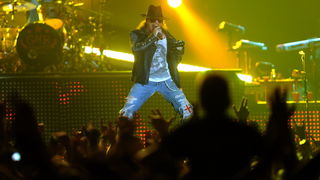 Split, 170712.
Koncert americke grupe Guns ‘n’ Roses koja je krajem 80-ih i pocetkom 90-ih bila jedna od vodecih grupa svijeta, danas je s malo manje popularnosti gostovala u splitskoj Spaladium Areni gdje se okupilo nekoliko tisuca obozavatelja. 
Na foto