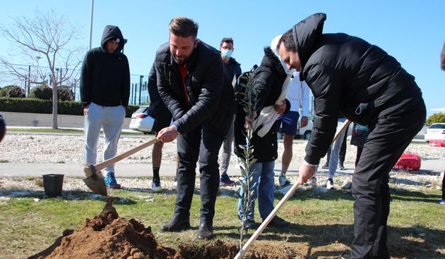 Tenisači iz cijele Europe zasadili 50 sadnica maslina u Petrčanima