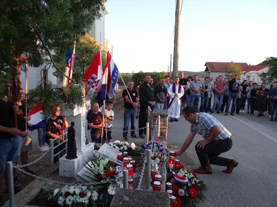 Koracima nade u istinu