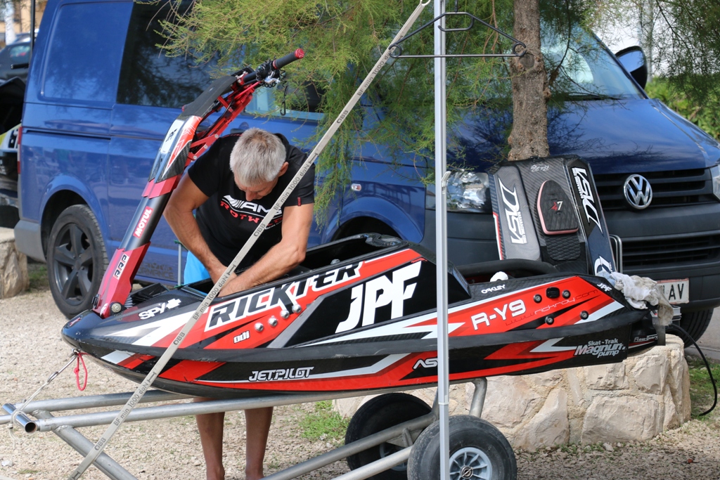 Alpe Adria Jet Ski Tour na Viru Alpe Adria Jet Ski Tour na Viru