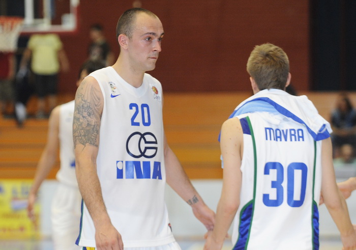 Zagreb, 080512.
Dvorana OS u Trnskom.
Kosarkaska A1 liga za prvaka, 13. kolo.
KK Zagreb – KK Zadar.
Na fotografiji: Damir Markota, tuga KK Zagreb.
Foto: Damir Krajac / CROPIX Zagreb, 080512.
Dvorana OS u Trnskom.
Kosarkaska A1 liga za prvaka, 13. kolo.
KK Zagreb – KK Zadar.
Na fotografiji: Damir Markota, tuga KK Zagreb.
Foto: Damir Krajac / CROPIX