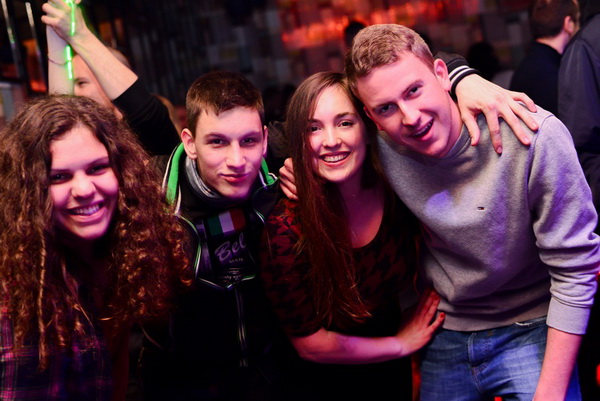 Mjesni Odbor u Maraschino Baru. Foto: Iva Perinčić Mjesni Odbor u Maraschino Baru. Foto: Iva Perinčić