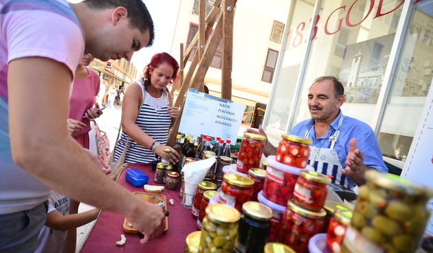 Sajam proizvodi hrvatskog sela na zadarskom Forumu