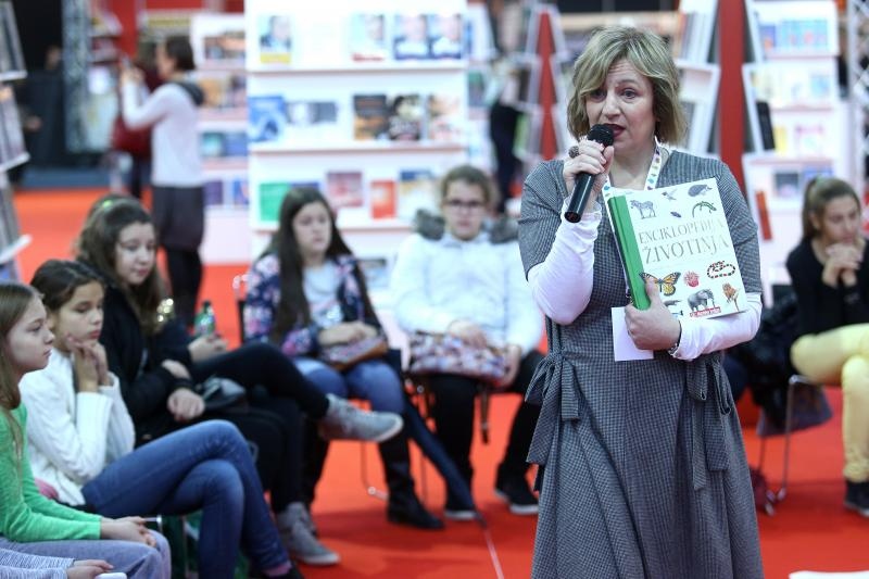 Gradonacelnik Milan Bandic na Zagrebackom velesajmu otvorio je 39. medjunarodni sajam knjiga Interliber i Reboot InfoGamer 2016. Photo: Anto Magzan/PIXSELL