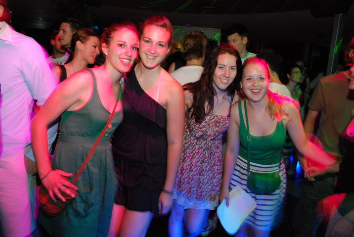 Image 805771 (auto) Image 805771 (auto)