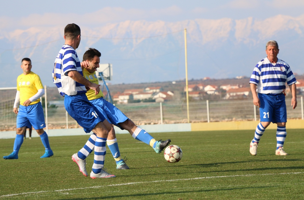 Derbi nogometne Lige veterana: Škabrnja – Mornar Vir