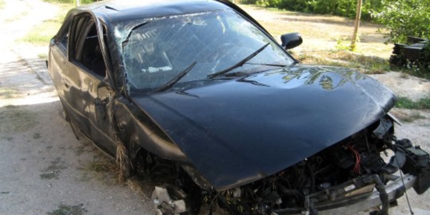 Knin – teška prometna nesreća (Foto: EPEHA/CROPIX) Knin – teška prometna nesreća (Foto: EPEHA/CROPIX)