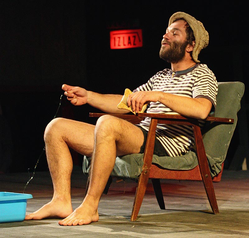 Predstava “bez imena” (foto: Filip Plazonić)