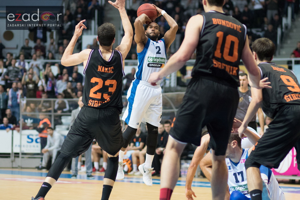 HT Premijer liga: 9. kolo: KK Zadar – GKK Šibenik 81-72. Preston Knowles