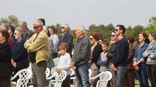 Misa na ostacima crkve na Petrini, foto: Leo Banić Misa na ostacima crkve na Petrini, foto: Leo Banić