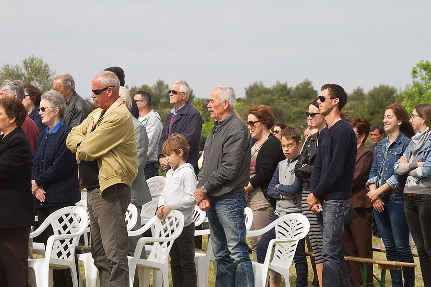 Misa na ostacima crkve na Petrini, foto: Leo Banić Misa na ostacima crkve na Petrini, foto: Leo Banić
