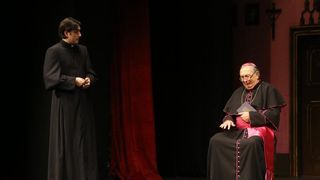 14.01.2014., Zadar – U zadarskoj kazalisnoj kuci gradjani su imali prilike pogledati predstavu “Glorija” Ranka Marinkovica u izvedbi sibenskog HNK. Photo: Filip Brala/PIXSELL 14.01.2014., Zadar – U zadarskoj kazalisnoj kuci gradjani su imali prilike pogledati predstavu “Glorija” Ranka Marinkovica u izvedbi sibenskog HNK. Photo: Filip Brala/PIXSELL