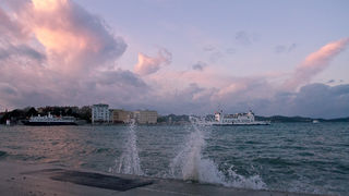 Tramontana u Zadru 17. prosinca 2011., Foto: Leo Banić Tramontana u Zadru 17. prosinca 2011., Foto: Leo Banić