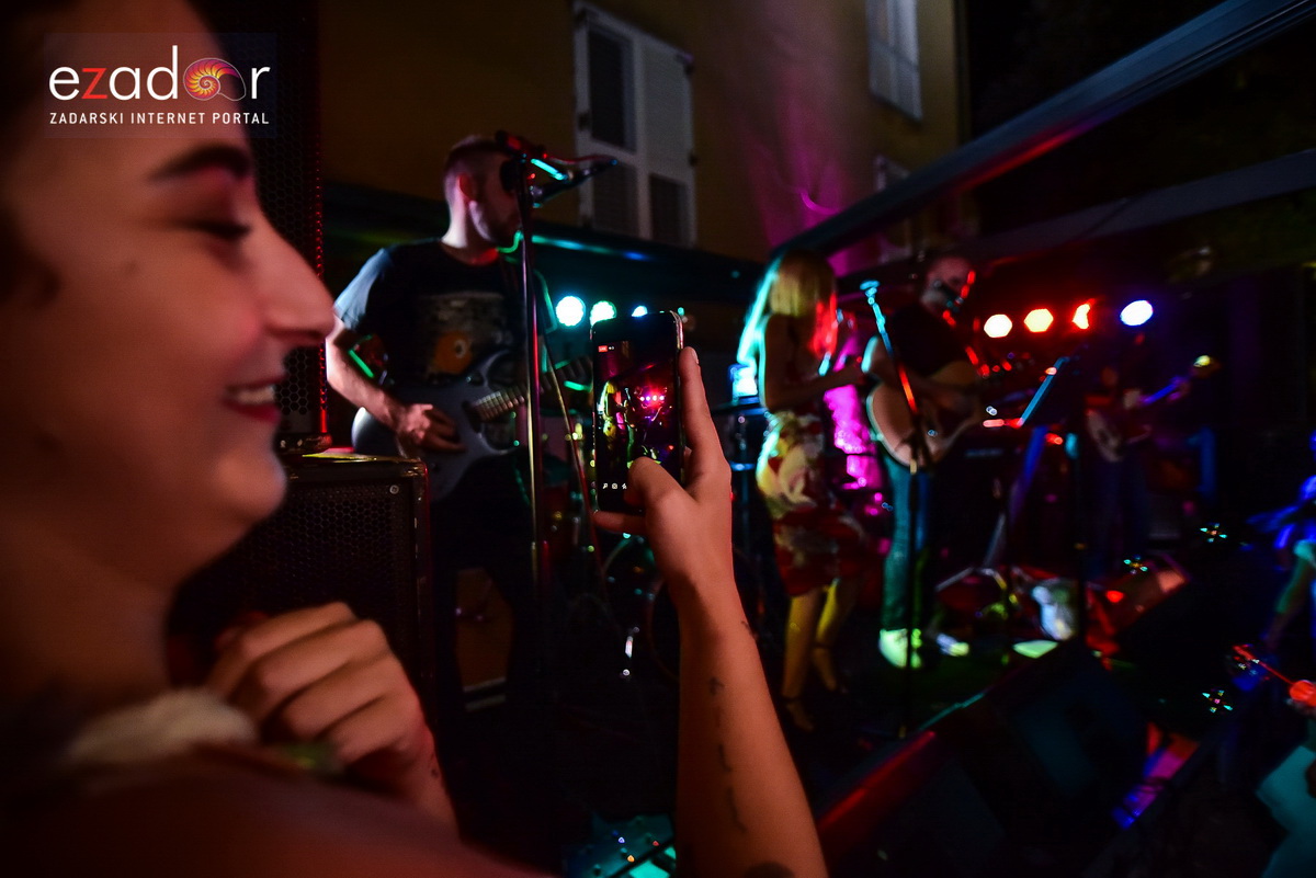 Domenica @ Kult Caffebar