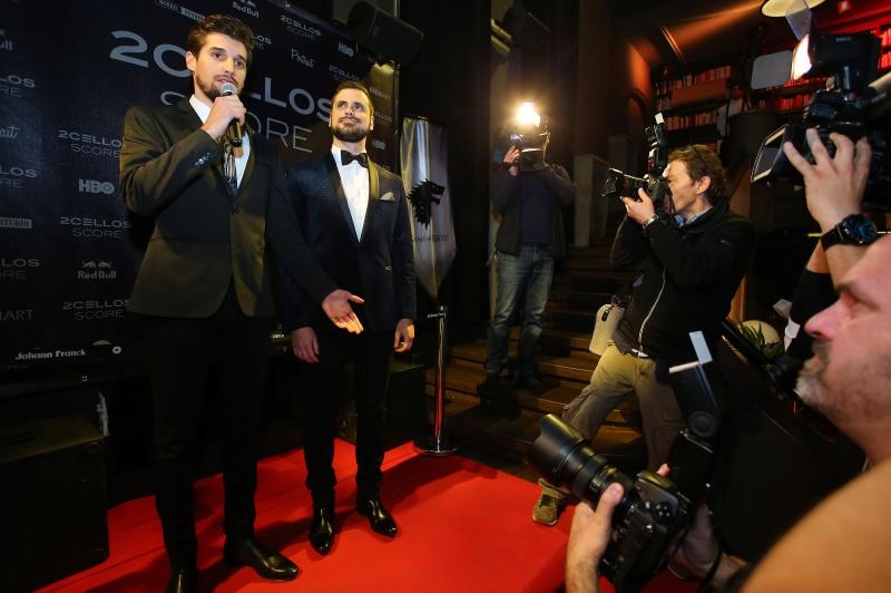2CELLOS održali promociju novog albuma “Score” u kavani Johann Franck 2CELLOS održali promociju novog albuma “Score” u kavani Johann Franck