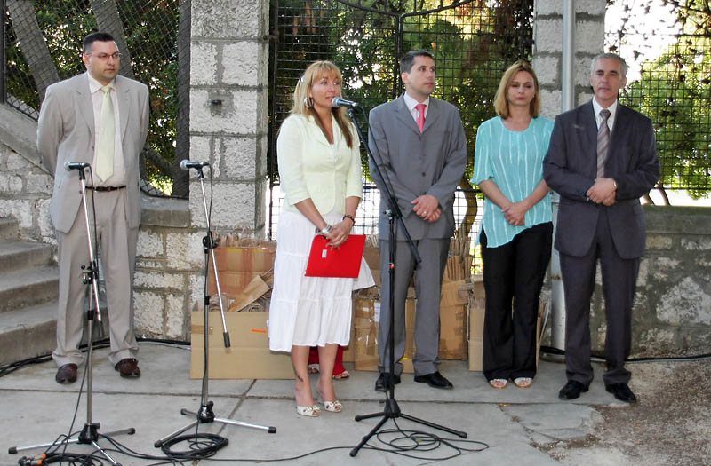 Image 1141219 (auto)