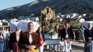 Proslava blagdana Velike Gospe u Pagu Proslava blagdana Velike Gospe u Pagu