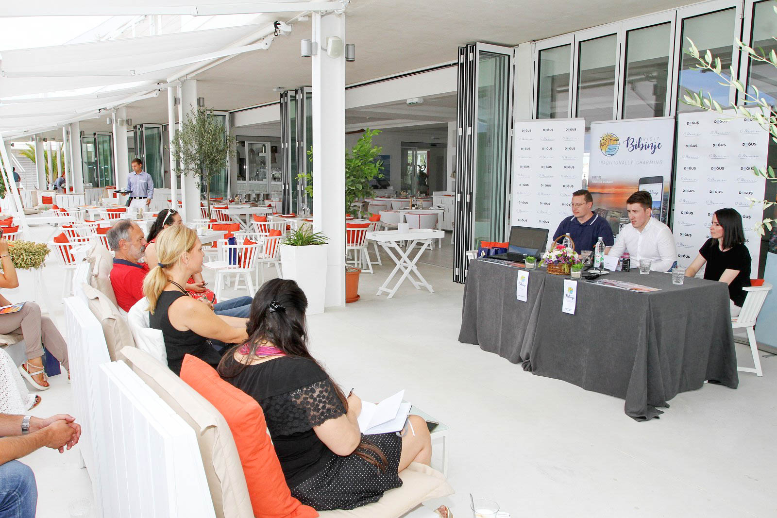 Turistička zajednica općine Bibinje predstavila mobilnu aplikaciju “Visit Bibinje” Turistička zajednica općine Bibinje predstavila mobilnu aplikaciju “Visit Bibinje”