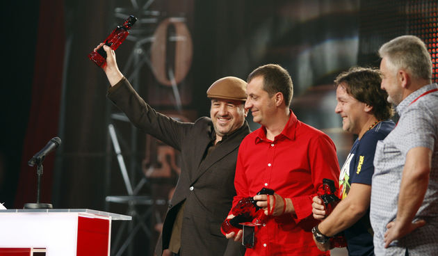 Dodjela nagrada Porin 2010. u 30 kategorija. Na slici: Neno Belan. Foto: Jure Miskovic / CROPIX