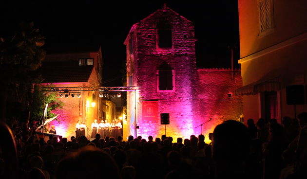 Susret klapa u Sv. Filipu i Jakovu (Foto: Filip Đinđić)