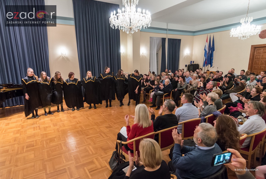 Božićni koncert mladih ansambala Glazbene škole Blagoje Bersa