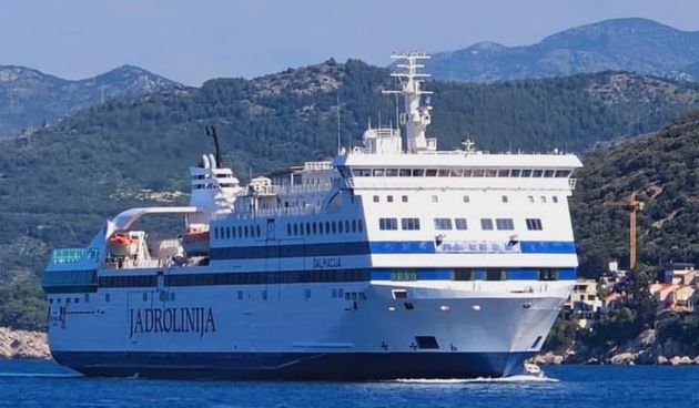 Plovidba Dalmacijom je i gastro doživljaj!