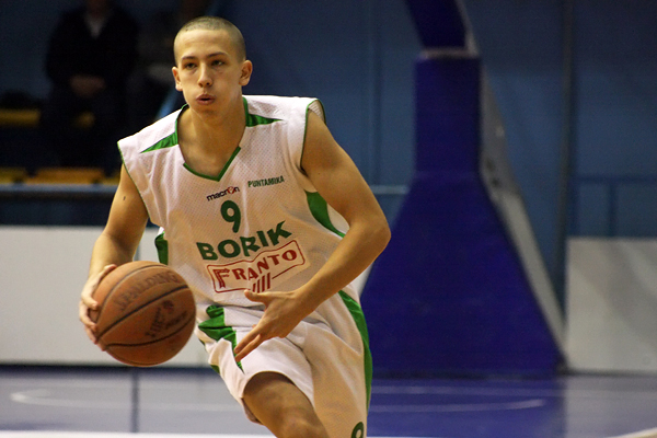Mario Pešut, KK Borik Puntamika – KK  Darda  77-67 (foto:Saša Čuka)
