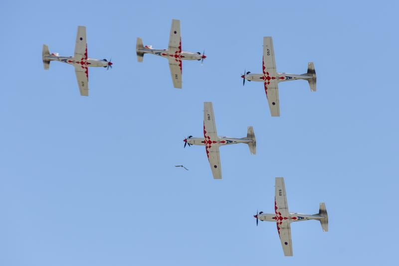 Akro skupina “Krila oluje” u novom sastavu predstavila novi letački program, Foto: Dino Stanin/PIXSELL