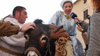 Sveta Luce oduševila mališane u gradu