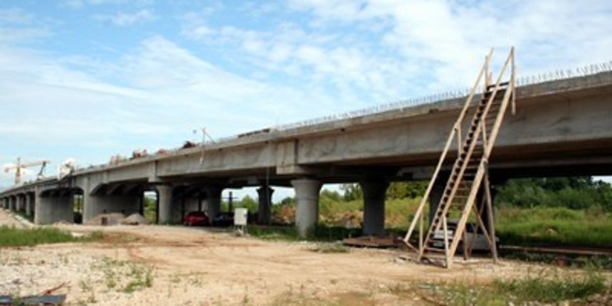 most (Foto:tportal/CROPIX) most (Foto:tportal/CROPIX)