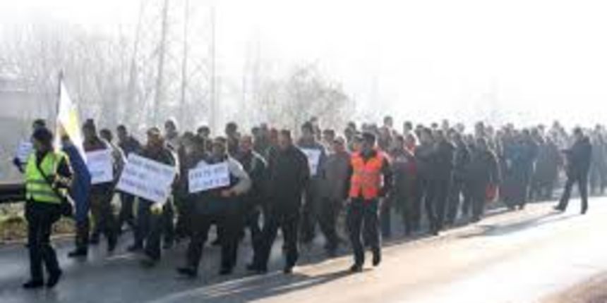 Radnici propalih poduzeca iz Tuzle, foto-bhrt.ba Radnici propalih poduzeca iz Tuzle, foto-bhrt.ba