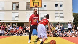 Kid’s Day na Forumu: Vassilis Spanoulis s klincima zaigrao basket 3na3, Foto: Dino Stanin/PIXSELL