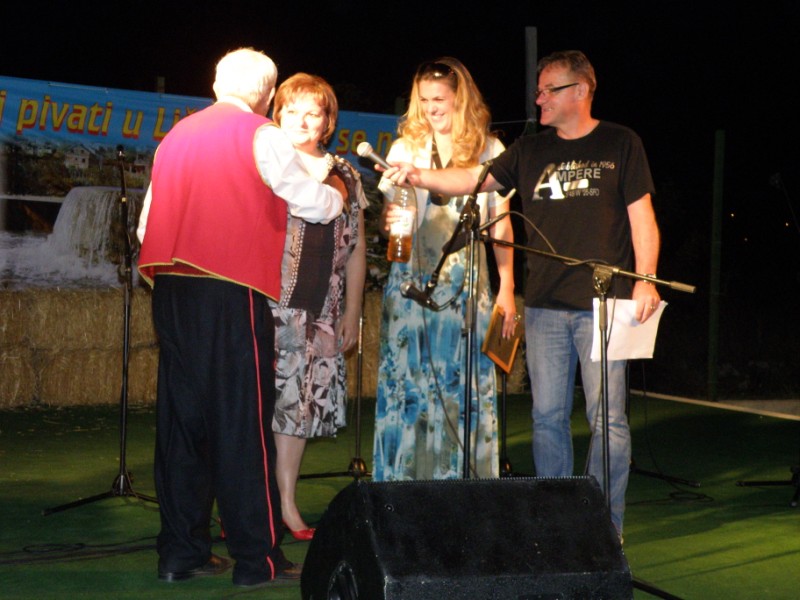 Lišane Ostrovičke: 1. Večer ojkanja “Od Sinja do Nina i Brinja”, Foto: Marko Mane Ledenko
