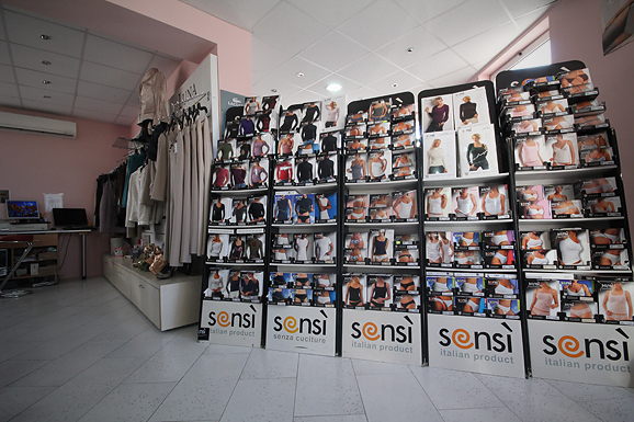 RR moda , Polačišće 9 (foto:Saša Čuka) RR moda , Polačišće 9 (foto:Saša Čuka)