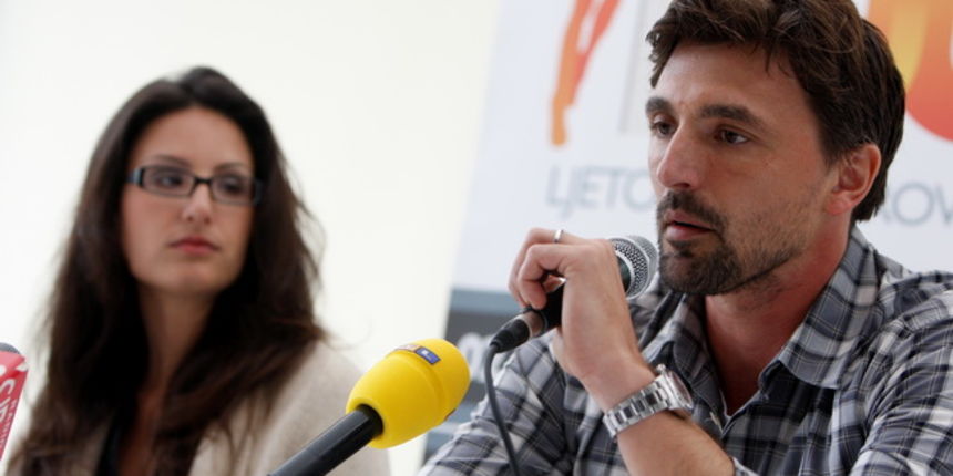 Zagreb, 310510. Restoran Apetit, Jurjevska 65a. U restoranu Apetit odrzana je konferencija za novinare na kojoj je najavljen humanitarni teniski dvoboj svjetskih legendi Gorana Ivanisevica i Johna McEnroea. Mec ce se odrzati 8. srpnja ispred Knezevog dvor Zagreb, 310510. Restoran Apetit, Jurjevska 65a. U restoranu Apetit odrzana je konferencija za novinare na kojoj je najavljen humanitarni teniski dvoboj svjetskih legendi Gorana Ivanisevica i Johna McEnroea. Mec ce se odrzati 8. srpnja ispred Knezevog dvor