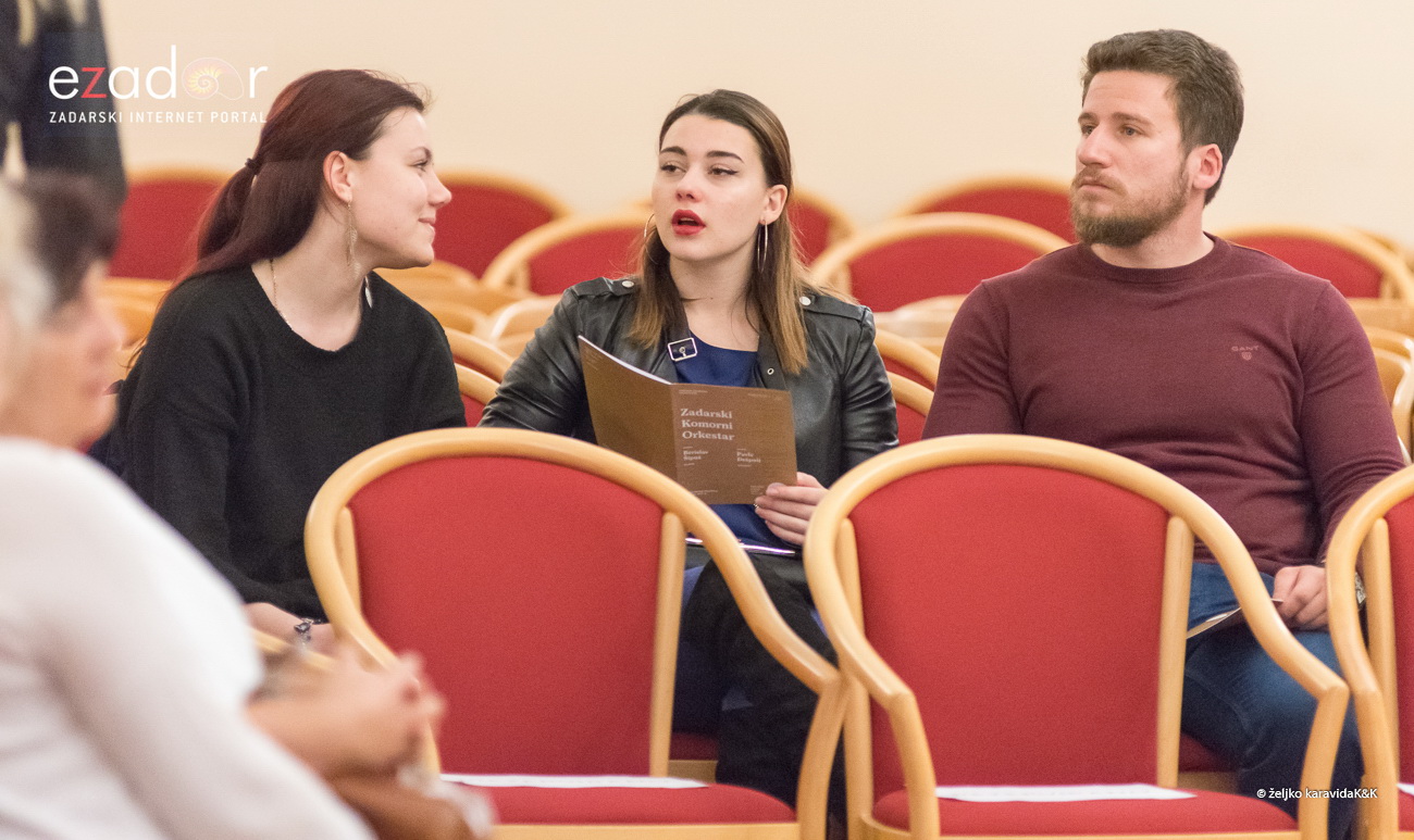 “Glazbena fantazija” Zadarskog komornog orkestra u Svečanoj dvorani Sveučilišta u Zadru. Solist Berislav Šipuš na klaviru, pod ravnanjem maestra Pavla Dešpalja “Glazbena fantazija” Zadarskog komornog orkestra u Svečanoj dvorani Sveučilišta u Zadru. Solist Berislav Šipuš na klaviru, pod ravnanjem maestra Pavla Dešpalja