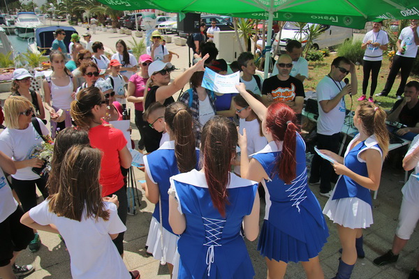 Gospodar OTOKA – uspon na Sv. Mihovil
(nedjelja, 29. svibnja 2016. godine)
Start: 09:30 h, u centru Preka (Park Vrulja)
Cilj: tvr Gospodar OTOKA – uspon na Sv. Mihovil
(nedjelja, 29. svibnja 2016. godine)
Start: 09:30 h, u centru Preka (Park Vrulja)
Cilj: tvr