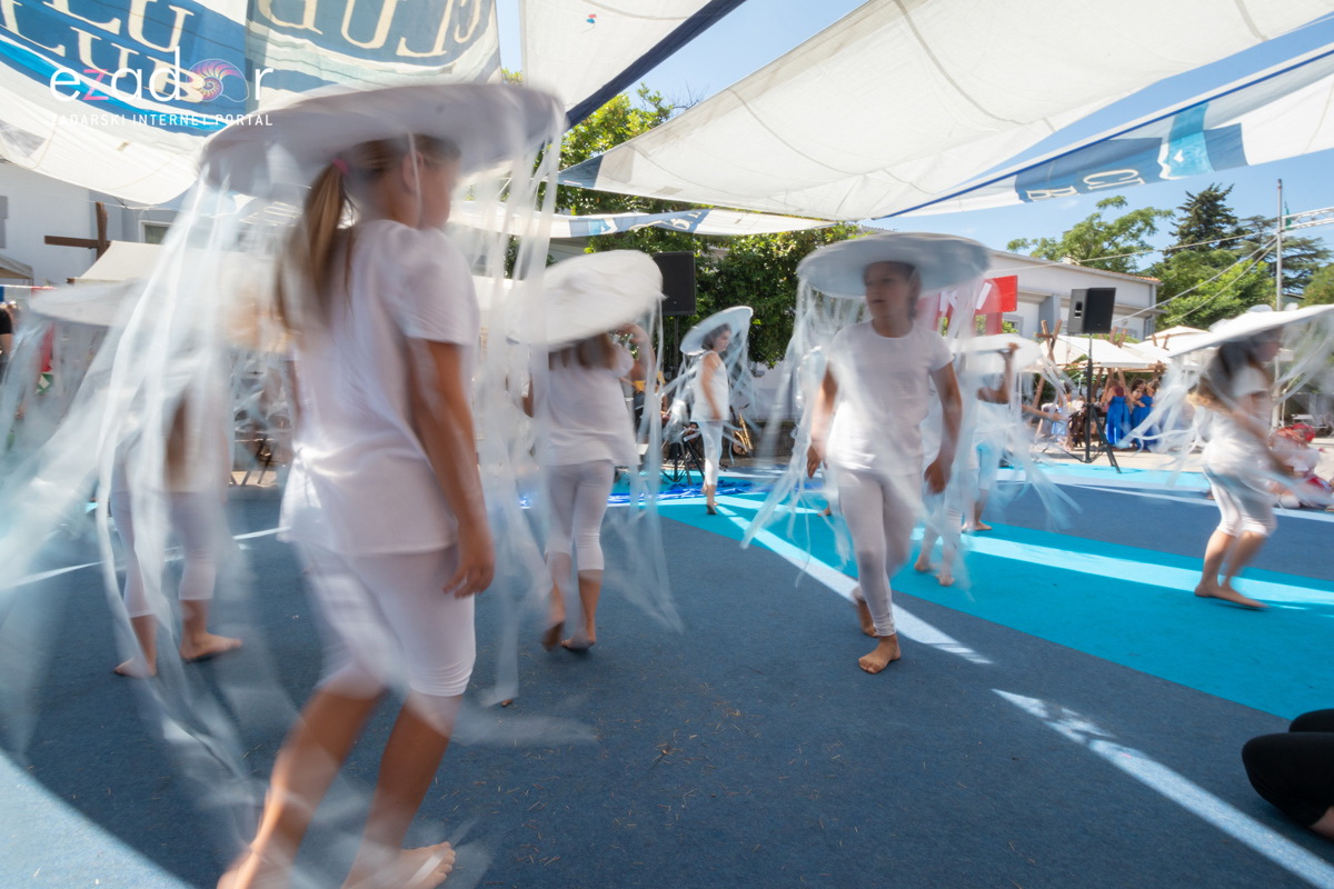 KvartArt 2018: Nedjeljno jutro proteklo u znaku plesa i glazbe KvartArt 2018: Nedjeljno jutro proteklo u znaku plesa i glazbe