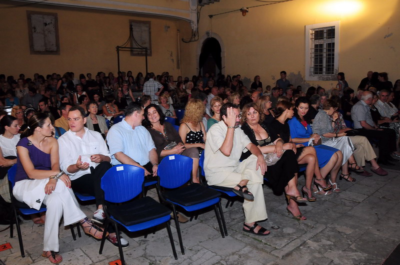 Zadarsko kazalisno ljeto: “Testament” Glumacke radionice HNK Zadar, Foto: Ivan Dilber Zadarsko kazalisno ljeto: “Testament” Glumacke radionice HNK Zadar, Foto: Ivan Dilber