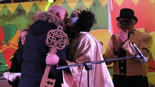 Maškarana Republika preuzela vlast u Viru