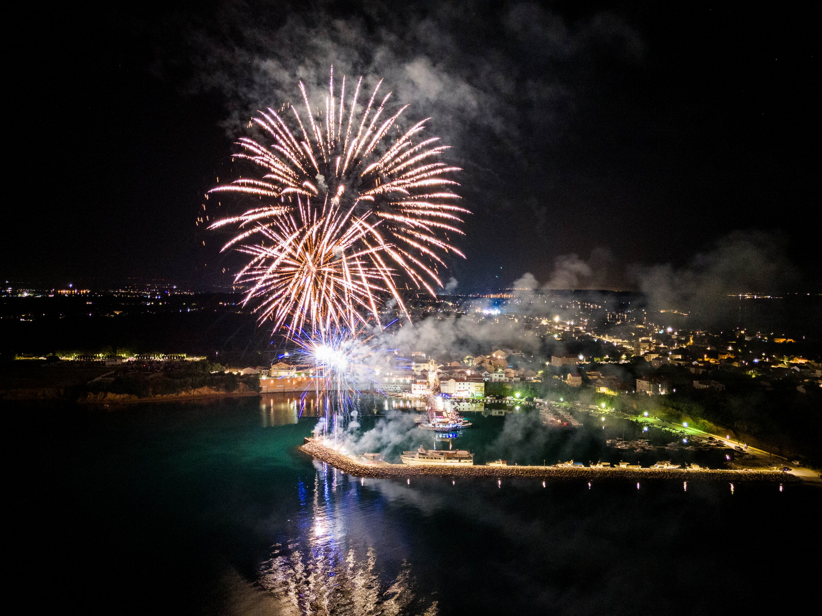 Noć privlačkih ribara i sabunjara 2024 @ luka Stari porat Noć privlačkih ribara i sabunjara 2024 @ luka Stari porat