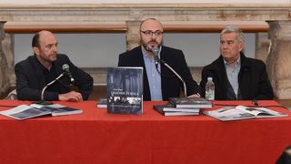 U Gradskoj loži predstavljena monografija “Legende svjetla” Jurice Gašpara U Gradskoj loži predstavljena monografija “Legende svjetla” Jurice Gašpara