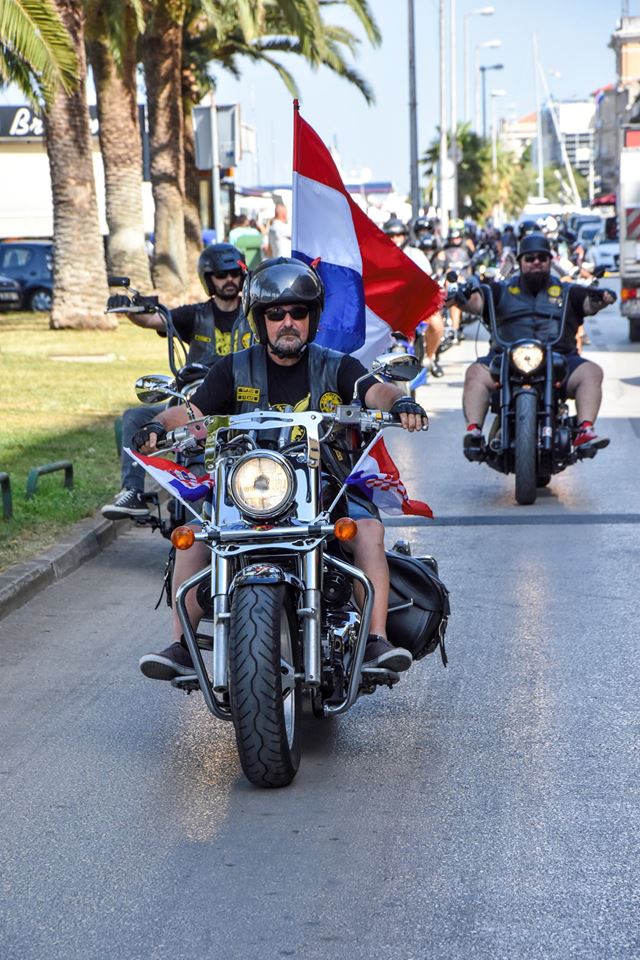 Državni vrh u Kninu pozdravio zadarske motoriste i bicikliste Državni vrh u Kninu pozdravio zadarske motoriste i bicikliste