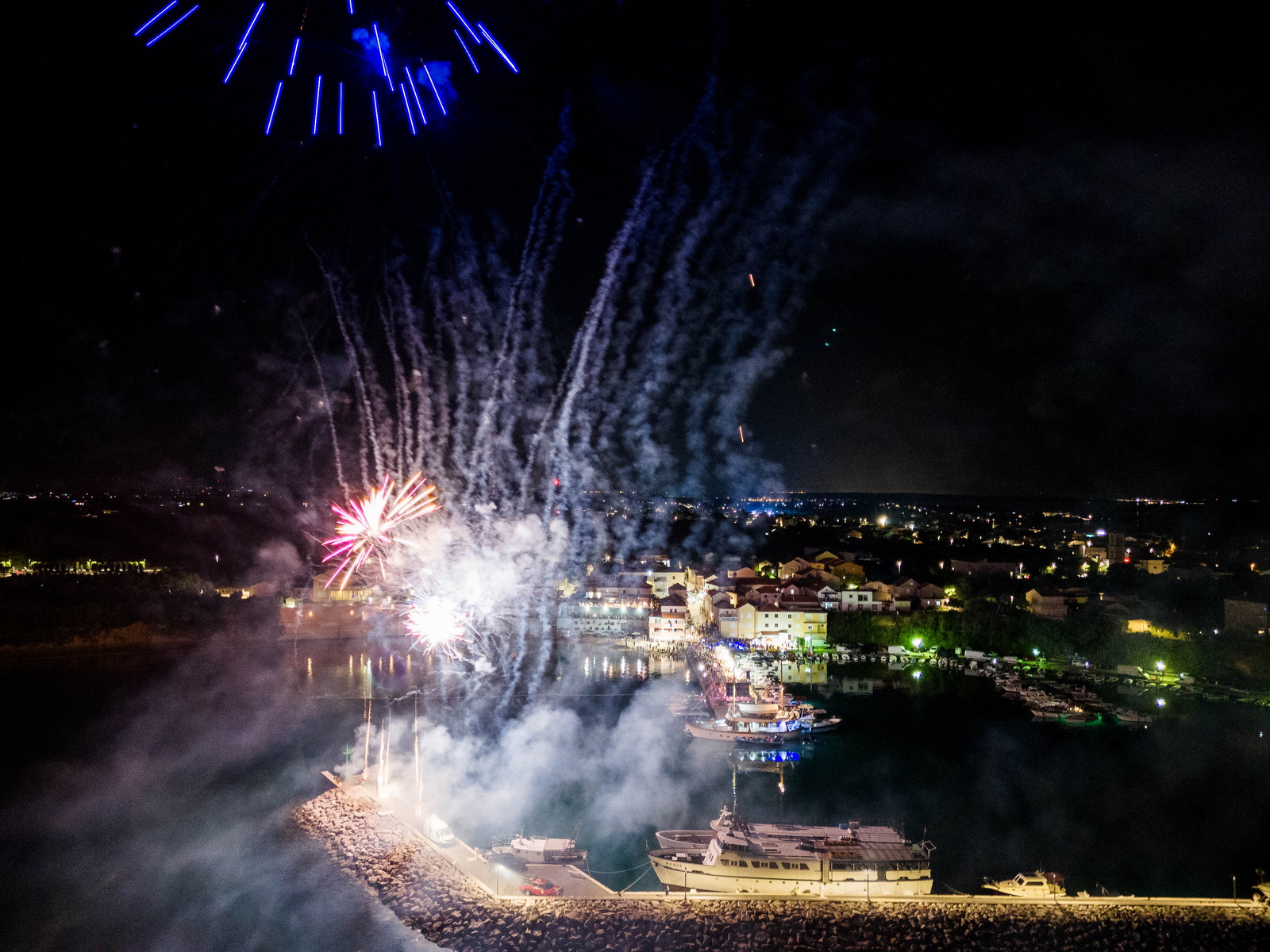 Noć privlačkih ribara i sabunjara 2024 @ luka Stari porat Noć privlačkih ribara i sabunjara 2024 @ luka Stari porat