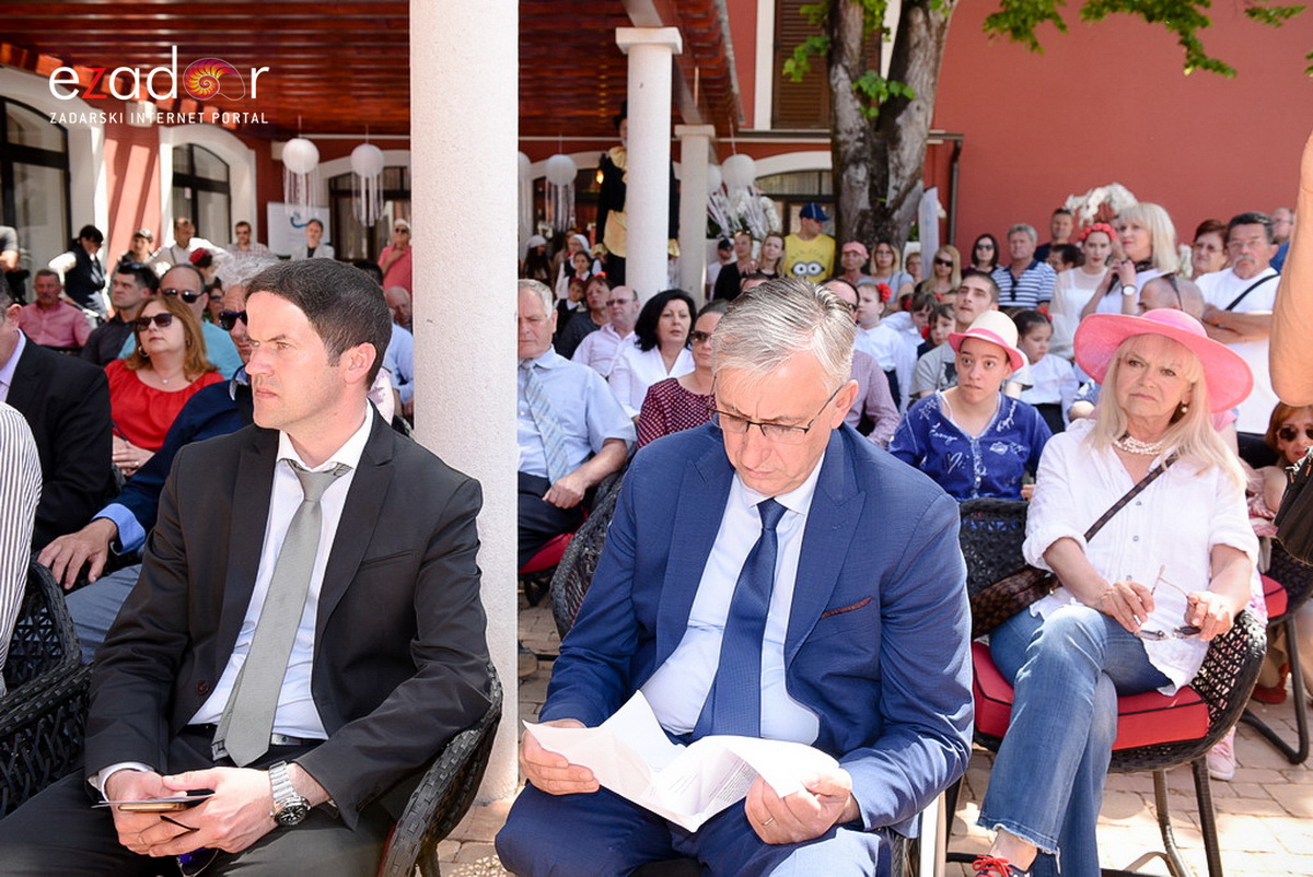 Svečano otvoren 18. Festival cvijeća Zadarske županije u Sv. Filip i Jakovu